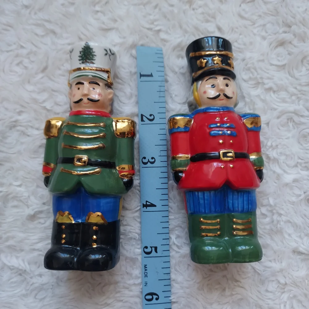 Spode Christmas Tree Nutcracker Salt & Pepper Shaker Set Festive Table Setting
